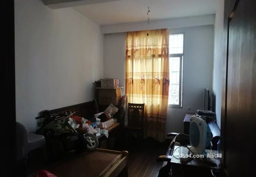 福建省莆田市仙游縣鯉城街道十字社區(qū)十八戰(zhàn)巷1號(hào)301室的房地產(chǎn)