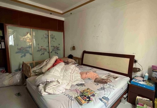 福建省莆田市黃石鎮(zhèn)南洋西大道86號東井商住中心1號樓14梯414室