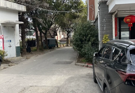 福建省莆田市荔城區(qū)新度鎮(zhèn)城港大道4500號(hào)渠橋小區(qū)1號(hào)樓122室的房地產(chǎn)