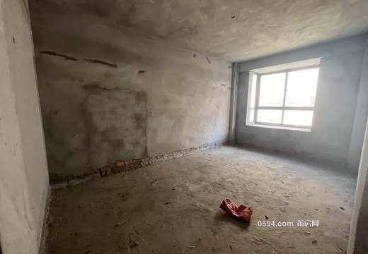 福建省莆田市秀嶼區(qū)市政廣場西側(cè)S4#303