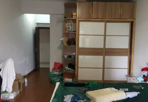 莆田市城廂區(qū)霞林街道荔華東大道2233號祥和山莊3號樓2梯604室的房地產(chǎn)