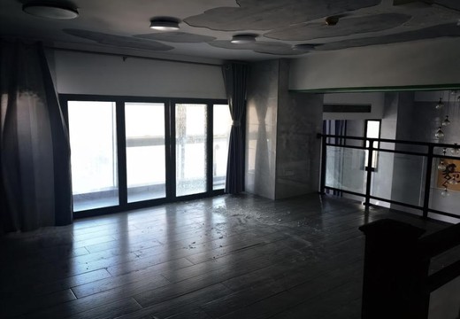 莆田市城廂區(qū)霞林街道勝利南街1998號1號樓第1梯703室的房地產(chǎn)