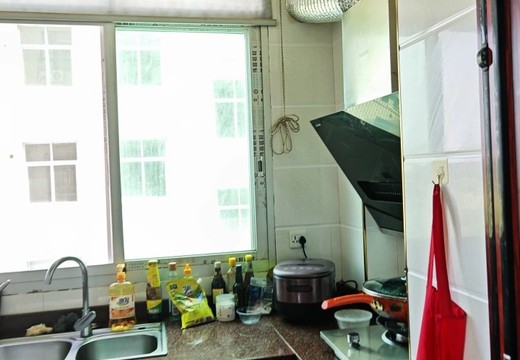 仙游縣賴店鎮(zhèn)涂山村南坂路151、161、163、165、169號的房地產(chǎn)