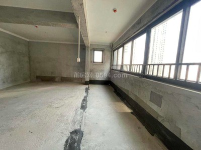 綬溪璟悅C區(qū)（安置房） 毛坯 總價115萬 面積143㎡ 4室2廳2衛(wèi)-莆田二手房