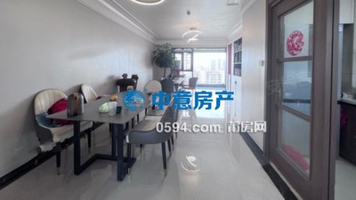 保利中央公園 精裝 總價(jià)180萬 面積135㎡ 4室2廳2衛(wèi)-莆田二手房