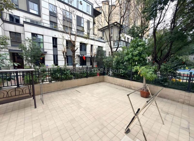 玉湖下疊 別墅 498萬(wàn)豪裝帶三面花園 使用500多平-莆田二手房